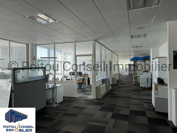 OPPORTUNITE A L’ACHAT BATIMENT TERTIAIRE 3885m2 FACILE D’ACCES AVEC TRES BELLE VISIBILITE