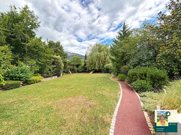 Vente / Maison et grand terrain