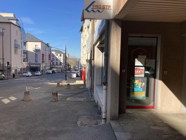 Rue St Cyrice, local commercial