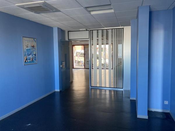 Rue St Cyrice, local commercial