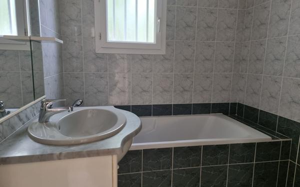 Maison à vendre    5 pièces • 119 m2 Périgny