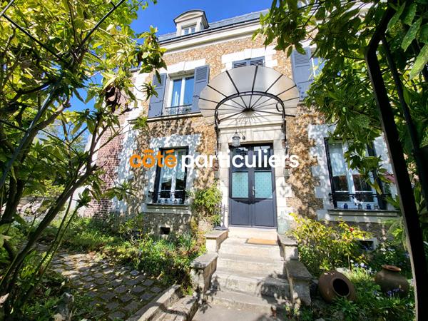 Vente Maison168 m² - 7 Pièces - Clamart (92140)