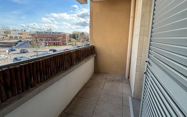 Appartement à louer    2 pièces •  Les Ulis