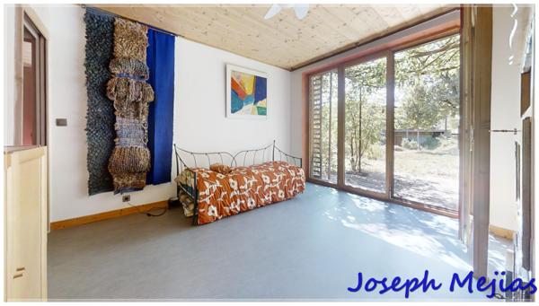 Saint-Étienne-de-Serre (07190) Saint Etienne de Serres, Maison bioclimatique 144 m², 4 chambres, terrain 700 m²