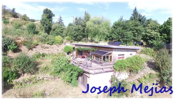 Saint-Étienne-de-Serre (07190) Saint Etienne de Serres, Maison bioclimatique 144 m², 4 chambres, terrain 700 m²