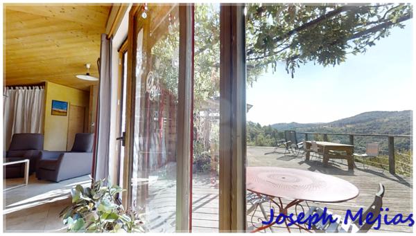 Saint-Étienne-de-Serre (07190) Saint Etienne de Serres, Maison bioclimatique 144 m², 4 chambres, terrain 700 m²