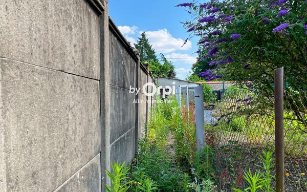 Maison à vendre    3 pièces • 75 m2 Montmarault