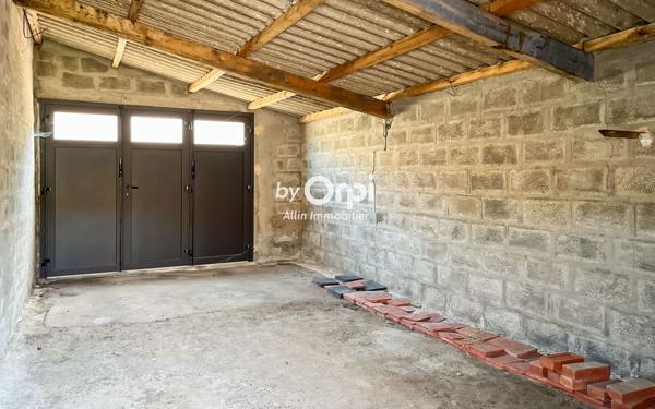 Maison à vendre    3 pièces • 75 m2 Montmarault