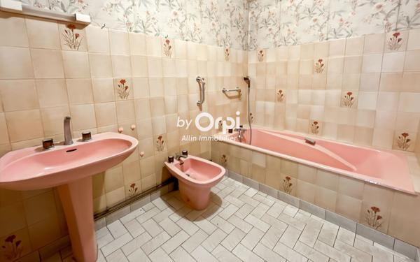 Maison à vendre    3 pièces • 75 m2 Montmarault