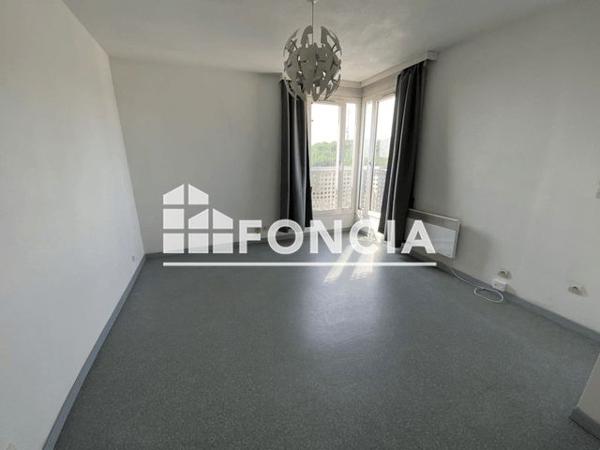 Location Studio 19.33 m² - 1 RUE DE BRUXELLES Elancourt 78990
