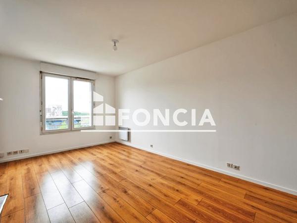 À vendre Studio 25 m² - Cergy 95000