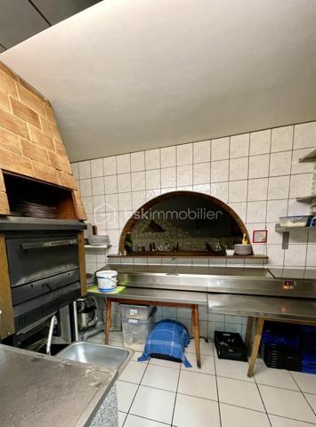 Local d activites de 226 m²