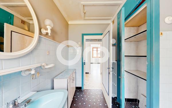 Maison à vendre    4 pièces •  Ruoms