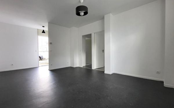 Appartement à vendre    3 pièces • 61 m2 Compiègne
