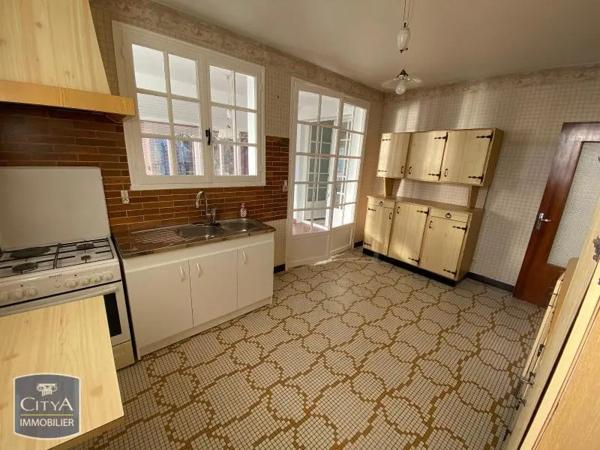 Maison à louer 4 pièces 90m² Saint-Gervais-la-Forêt (41350)