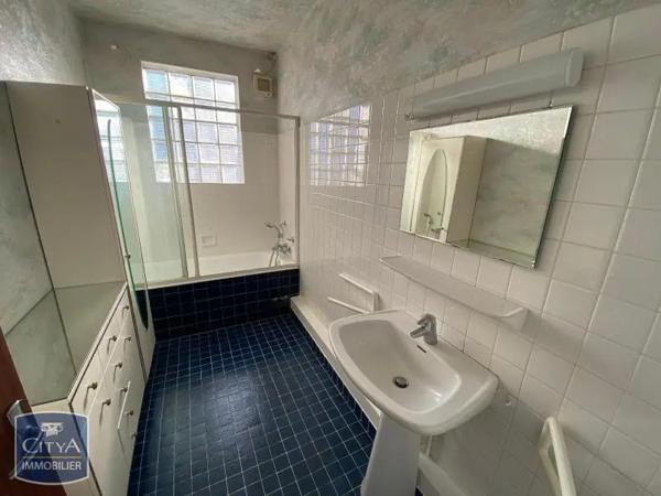 Maison à louer 4 pièces 90m² Saint-Gervais-la-Forêt (41350)