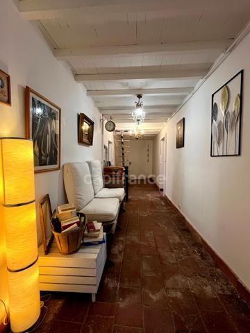 Domaine à vendre avec vue exceptionnelle à 360°, composé d'une bergerie réhabilitée, puis d'une grange et d'un kiosque à restaurer, sur 2,9 ha de terrain à LECTOURE (32)