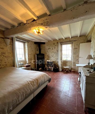 Domaine à vendre avec vue exceptionnelle à 360°, composé d'une bergerie réhabilitée, puis d'une grange et d'un kiosque à restaurer, sur 2,9 ha de terrain à LECTOURE (32)