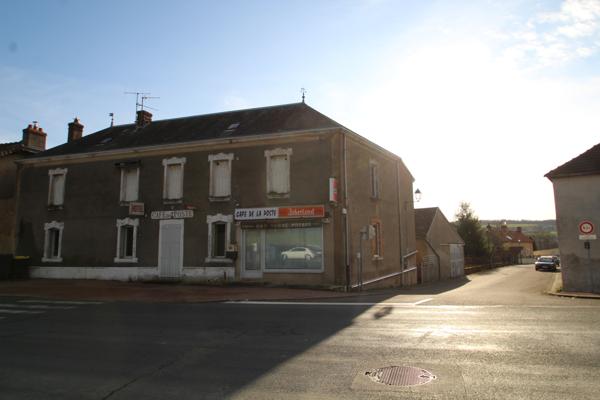 Maltat (71140) Ancien Hôtel Restaurant à la vente