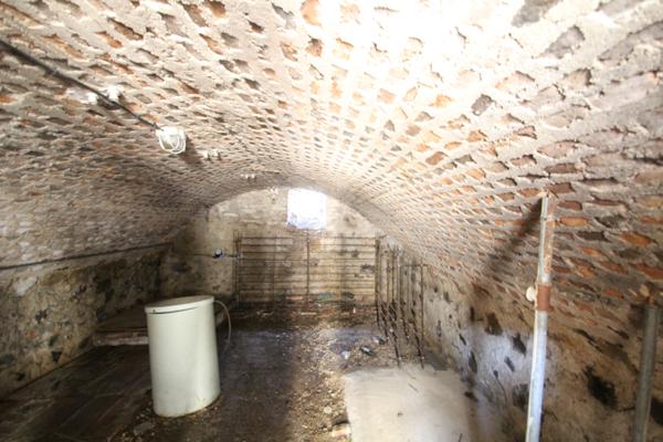 Maltat (71140) Ancien Hôtel Restaurant à la vente