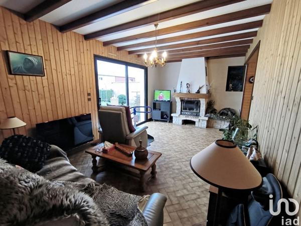 Maison 5 pièces de 102 m² à Montournais (85700)