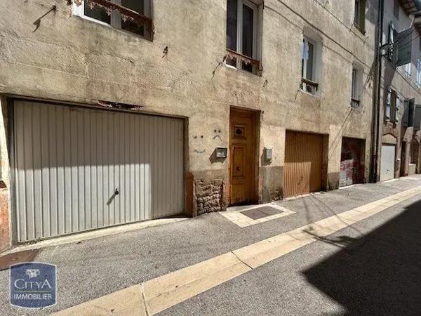 Parking à louer Mâcon (71000)