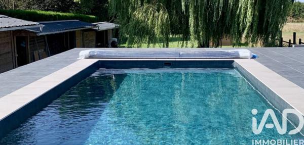 Maison à vendre 9 pièces 187 m² Saint-Amand-les-Eaux