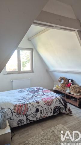 Maison à vendre 9 pièces 187 m² Saint-Amand-les-Eaux