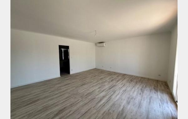 Vente Villa De plain pieds rénové(e) Lunel   