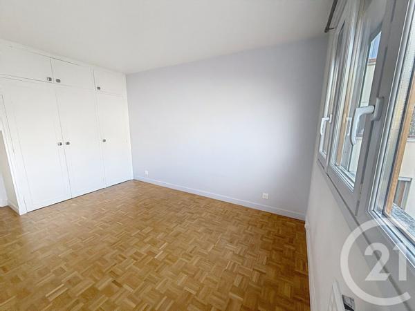 Appartement F4 à vendre  4 pièces - 80,48 m2 LE KREMLIN BICETRE - 94