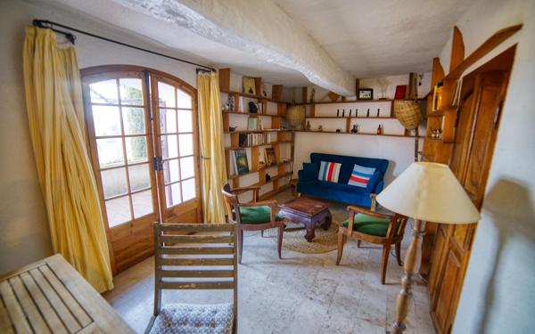 Maison à vendre    5 pièces • 130 m2 La Bastidonne