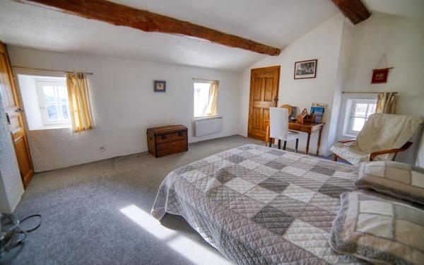 Maison à vendre    5 pièces • 130 m2 La Bastidonne