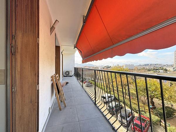 Appartement Marseille 4 pièce(s) 66 m2