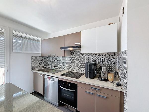 Appartement Marseille 4 pièce(s) 66 m2