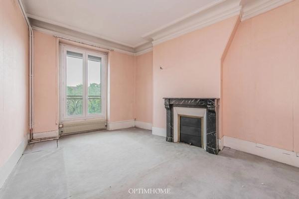 Appartement traversant de 3 pièces / 60.26 m² - SAINT MANDE (94) proche Bois de Vincennes - Fort potentiel - A rénover