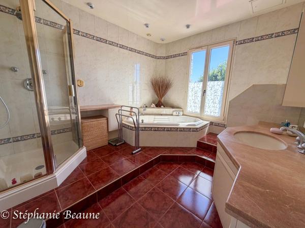 Villa meulière Eaubonne quartier Alliance, 4 chambres, sous-sol