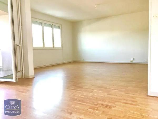 Appartement à louer 5 pièces 116.06m²