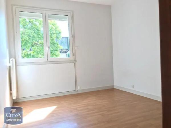 Appartement à louer 5 pièces 116.06m²