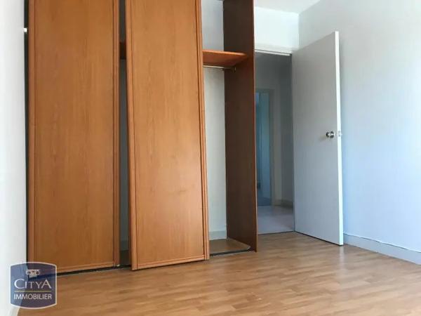 Appartement à louer 5 pièces 116.06m²