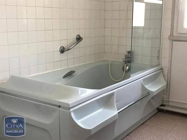 Appartement à louer 5 pièces 116.06m²