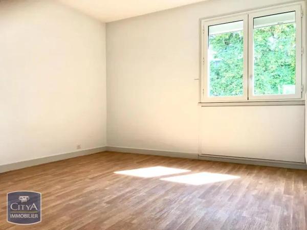 Appartement à louer 5 pièces 116.06m²