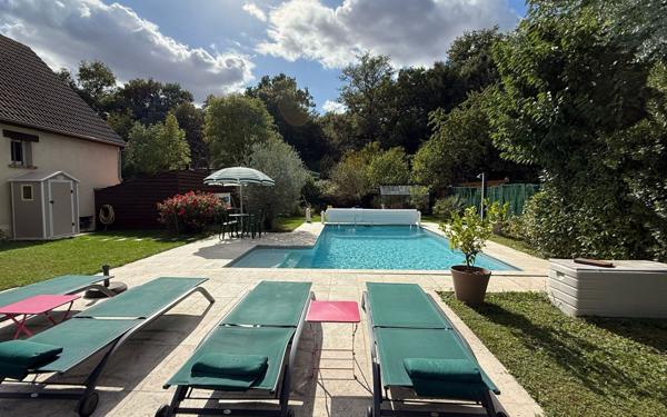 Maison à vendre    8 pièces • 200 m2 Le Plessis-Trévise