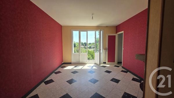 Maison à vendre  5 pièces - 81 m 2   BAGNOLES DE L ORNE NORMANDIE  - 61