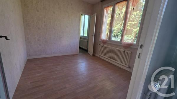 Maison à vendre  5 pièces - 81 m 2   BAGNOLES DE L ORNE NORMANDIE  - 61