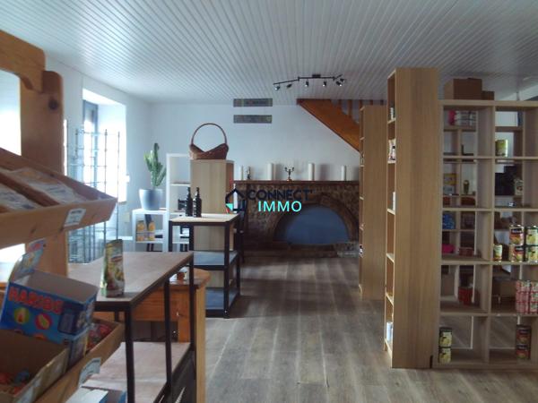 Immeuble à usage d'habitation et/ou commerce