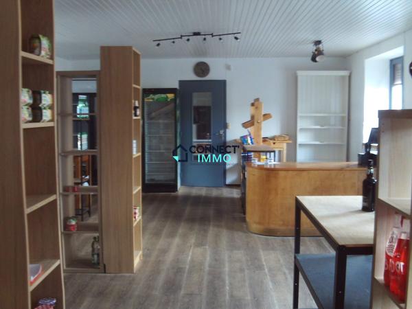 Immeuble à usage d'habitation et/ou commerce