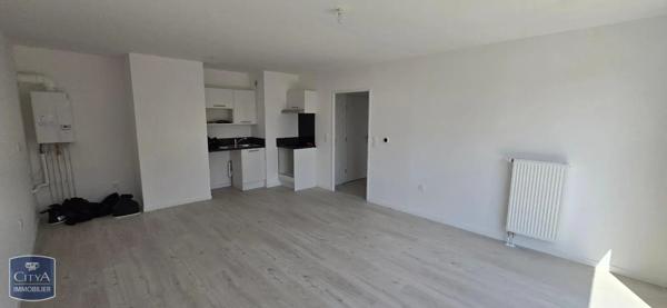 Appartement à louer 3 pièces 64.1m² Valenciennes (59300)