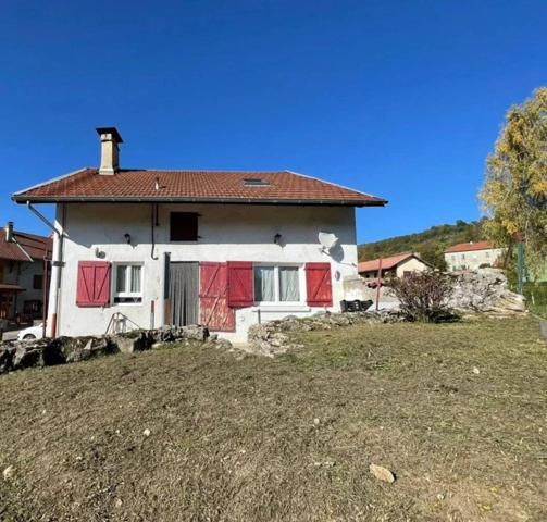 Charmante maison inviduelle au cœur du hameau paisible d’Arandas (01230)