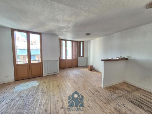 Immeuble de 4 appartements terrasses et caves