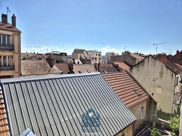 Immeuble de 4 appartements terrasses et caves